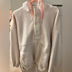 Oversized quarter zip by SAVVI